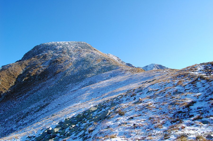 08 La prima spruzzata di neve.JPG